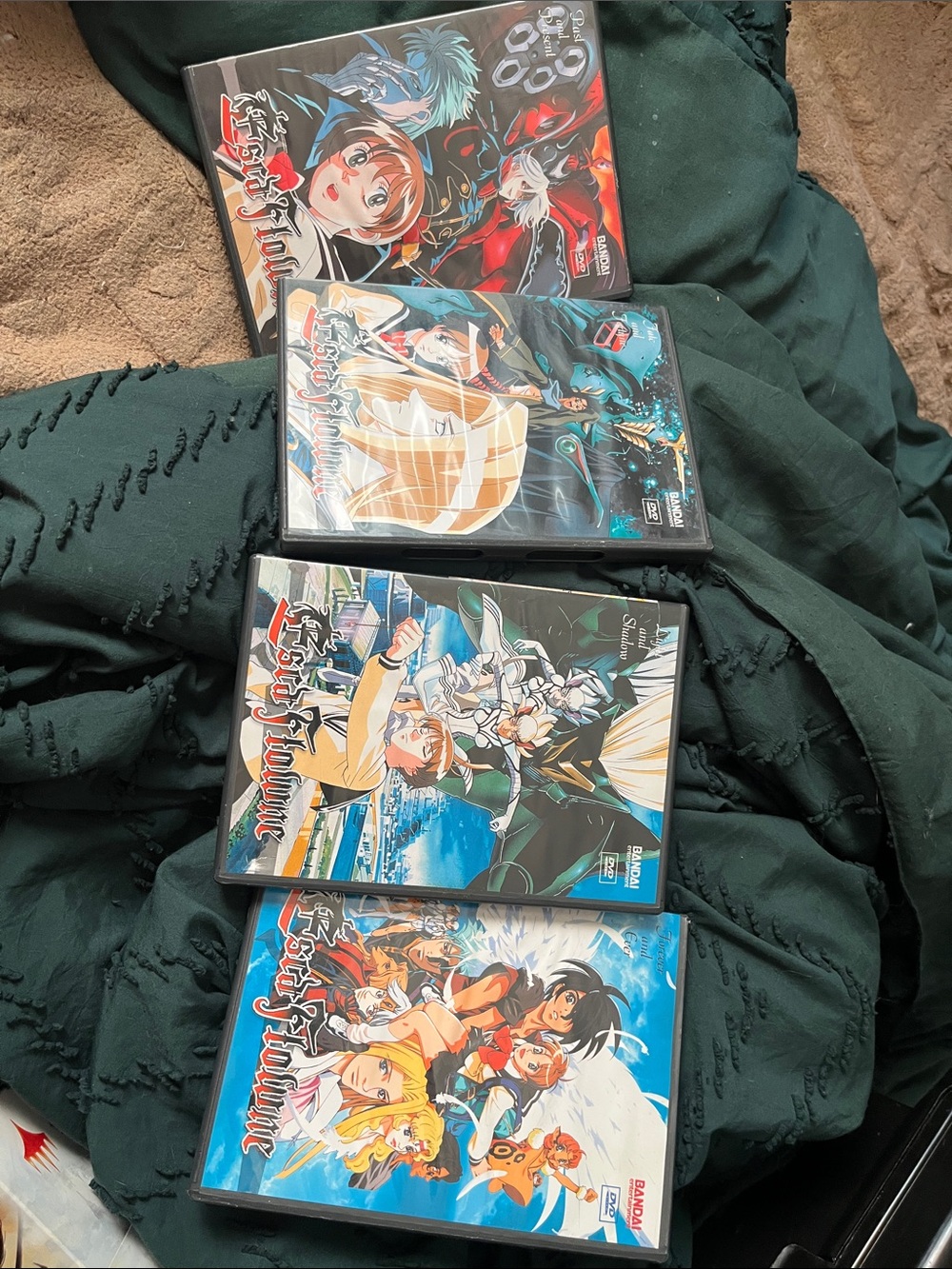 Anime DVD Collection - lot of 4 Esca Flolune (4,6,7,8) great condition
